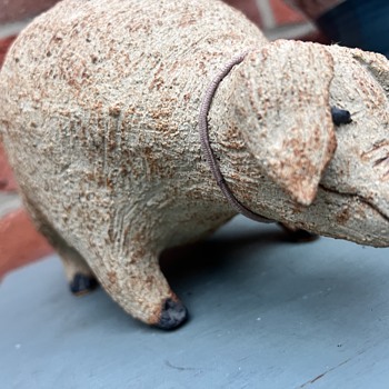 This little piggy has completely stumped me  - Pottery