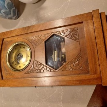 French Bulle' Electromagnetic Wall Clock, 1923 - Art Deco