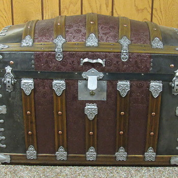 1880's Fancy Tin, Butterflies and Flowers. - Furniture
