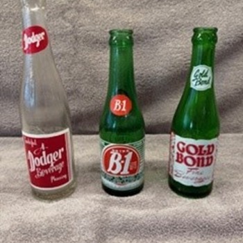 Time to downsize, selling Vintage Pop Bottles - Bottles