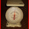 KITCHEN QUEEN Metal HOUSEHOLD Scale - Made in Canada 