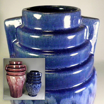 BRUSH McCOY MODERNE KOLORCRAFT VASES 1929 - Art Deco