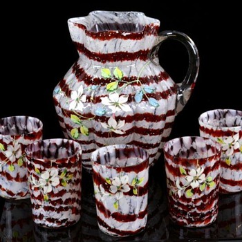 Move Over Phoenix, There's A New Harrach Discovery! - Art Glass