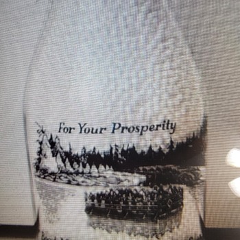 NELSON'S CLOVERLAND DAIRY...MANISTIQUE MICHIGAN QUART MILK BOTTLE - Accessories