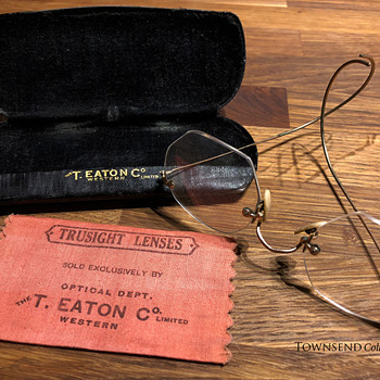 The T. EATON Co. Limited Winnipeg, Vintage Glasses with Case circa. 1920 - Accessories