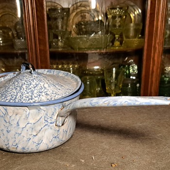 8 Inch Graniteware Sauce Pan - Kitchen