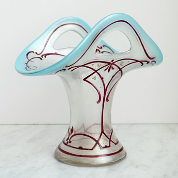 Kralik 'Punch' Handle Glass Vase - Art Glass