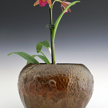 1902 Ludwig Vierthaler Seaform Copper Vase for Josef Winhart & Co. - Art Nouveau