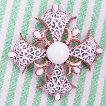 My new brooches - Costume Jewelry