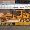 JOAL COMPACT Caterpillar Road Grader