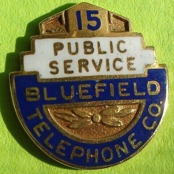 Bluefield Telephone Company Service Pin - Telephones