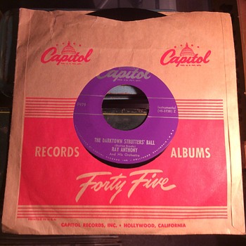 1950 in Mississippi,,it’s a 45 Record,,I’m Vinyl33 not oo7