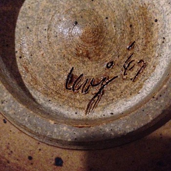 Great Piece of 60's pottery - Pottery