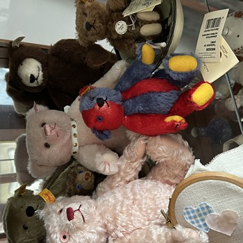 Teddy bears - Dolls