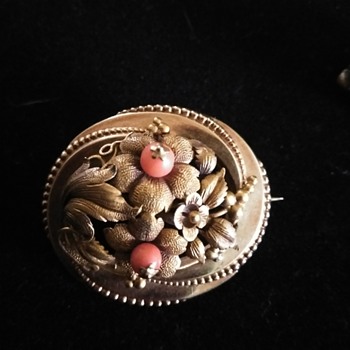 Vintage gold brooch and earrings - Fine Jewelry