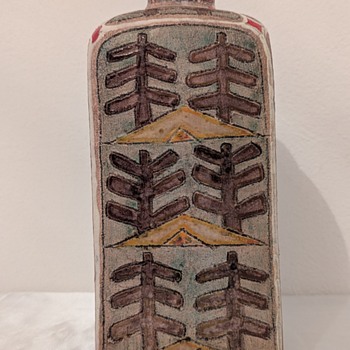Gino Vitali vase - Pottery