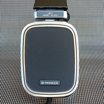 Pioneer SE-500 Headphones - Electronics