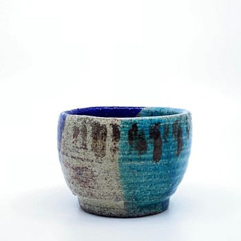 Unknown Pottery Item - Pottery