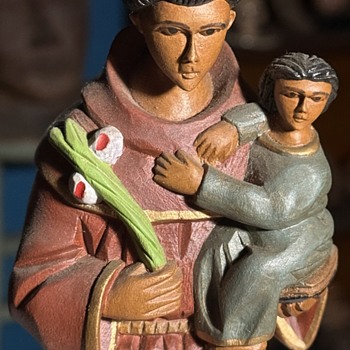 Wood carving of San Antonio de Padua signed by Jose Bezerra - Folk Art