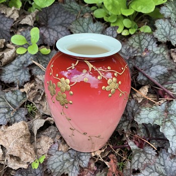 Victorian Peach Blow glass vase with uranium content & gilt decoration  - Art Glass