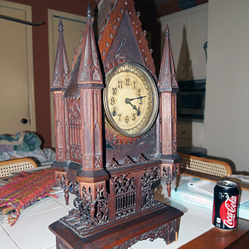 New Haven Gothic clock from 1885-90 - Clocks