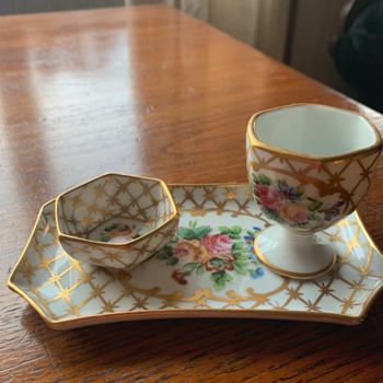 Help identifying porcelain mark – red crossed swords, floral mini set - Accessories