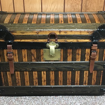 Early to late 1870's WATKINS, WOLFF & CO'S oak slat trunk. - Furniture