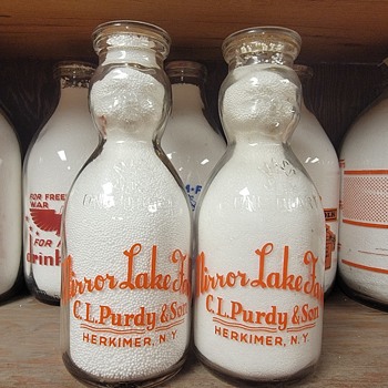 MIRROR LAKE FARM..HERKIMER NEW YORK BABYTOP MILK BOTTLE - Bottles