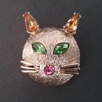 Dodds cat face brooch  - Animals