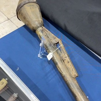 Original WWII Panzerfaust 60 – Inert Collectible - Military and Wartime