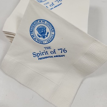 Collecting the official presidential napkin - Advertising