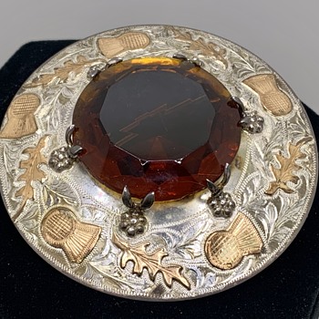 1951 Ward Brothers of Glasgow Large Sterling & Cairngorm Brooch - Gemstones