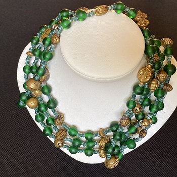 Antique Glass necklace  - Fine Jewelry