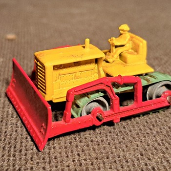 Manly Macho Mover Matchbox Monday Caterpillar Bulldozer No. 18-A 1955-1957 - Model Cars