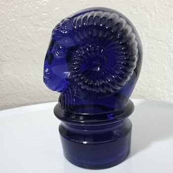 Heisey by Mosser Glass ram paperweight - Animals