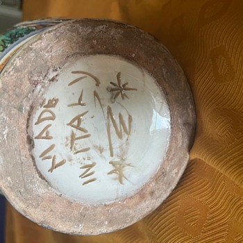 Italian Majolica Vase - Pottery