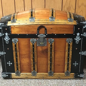 Early to mid 1880's Martin Maier. - Furniture