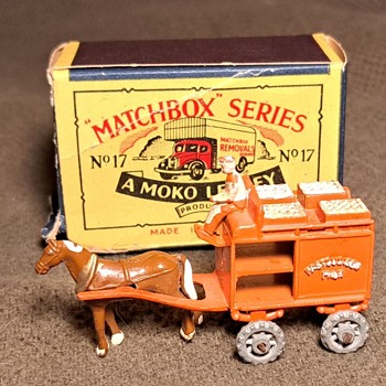 Moldy Mildew Micro Matchbox Monday MB 7-A Horse Drawn Milk Float - Model Cars