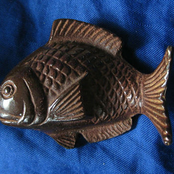 Japanese fish okimono - Animals