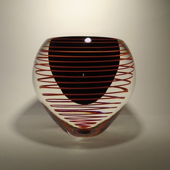 Stanislav Libensky 7713 art glass vase with swirl -- Skrdlovice glassworks 1977 -- Czech art glass - Art Glass