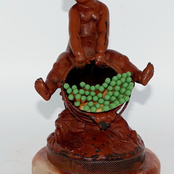 19th Century Child Straddling A Bucket Match Holder - Tobacciana