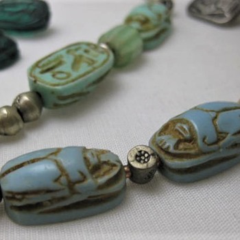 Old glass or ceramic scarab beads for Elisabethan - Fine Jewelry