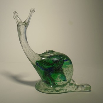 Art glass snail sculpture with internal bubbles -- possibly Czech art glass - Animals