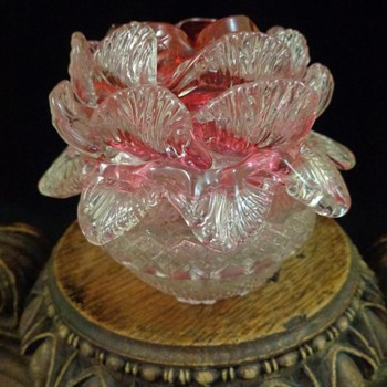 Clarke's Floriform Art Glass Fairy Lamp - Art Glass