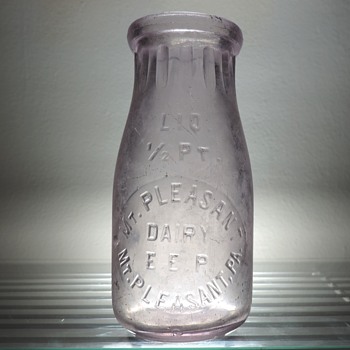 1914 Mount Pleasant Dairy Milk Bottle Pennsylvania Embossed Antique Vintage Glass J.T.&A.H. Half Pint - Bottles