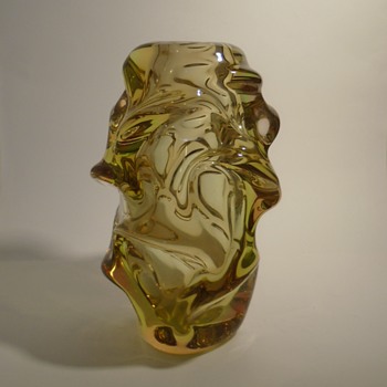 Skrdlovice glassworks -- Jan Kotik 'Propeller' vase from 1955 -- Czech art glass - Art Glass