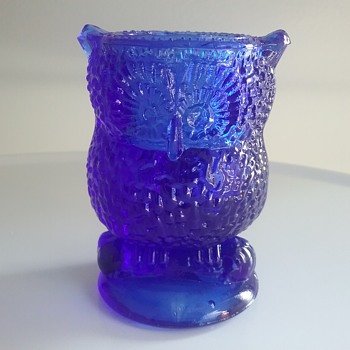 Wilkerson Glass owl toothpick holder  - Animals