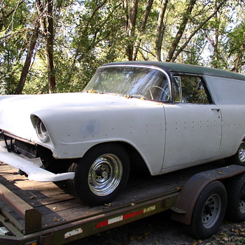1956 Two Door Wagon Sedan Devilry Nomad Panel Custom With Pin Up Girl Under the Hood - Classic Cars