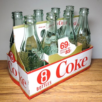 1940's Coke Coca Cola 8 Pack Soda Bottles New York Buffalo Niagra Falls Vintage Advertising D-Patent Cardboard Carrier - Bottles