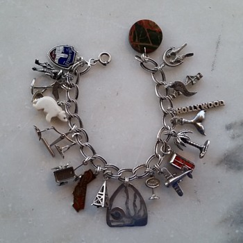California theme charm bracelet - Fine Jewelry